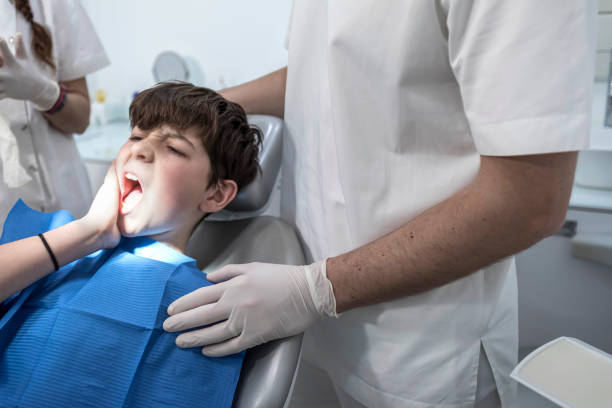Best Mobile Emergency Dentist in Fannett, TX